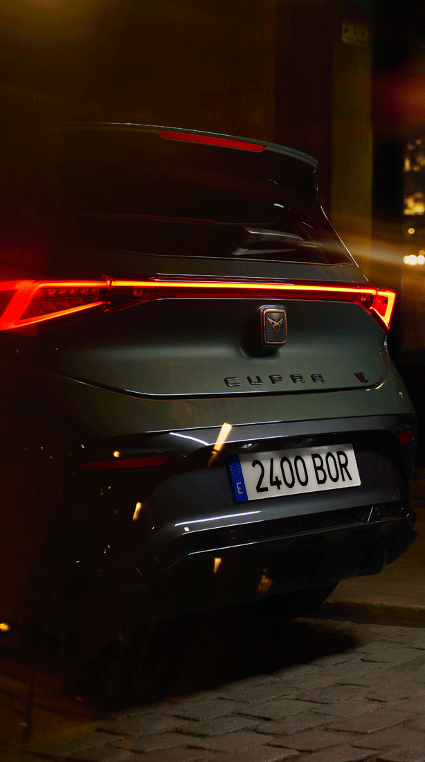 cupra born vz i forest green